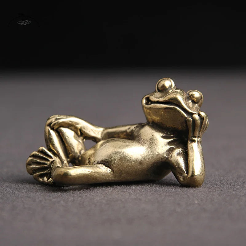 Frog, Unhurried — Small Bronze Frog