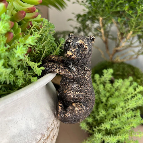 Bronze bear pot pendant