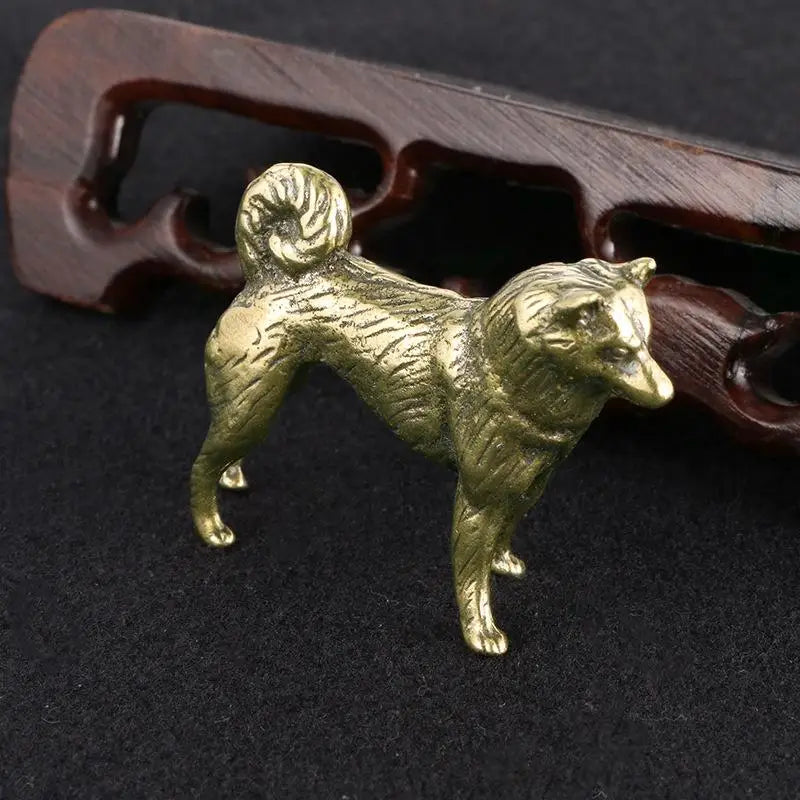 Shiba, Bright-Eyed — Small Bronze Shiba Inu