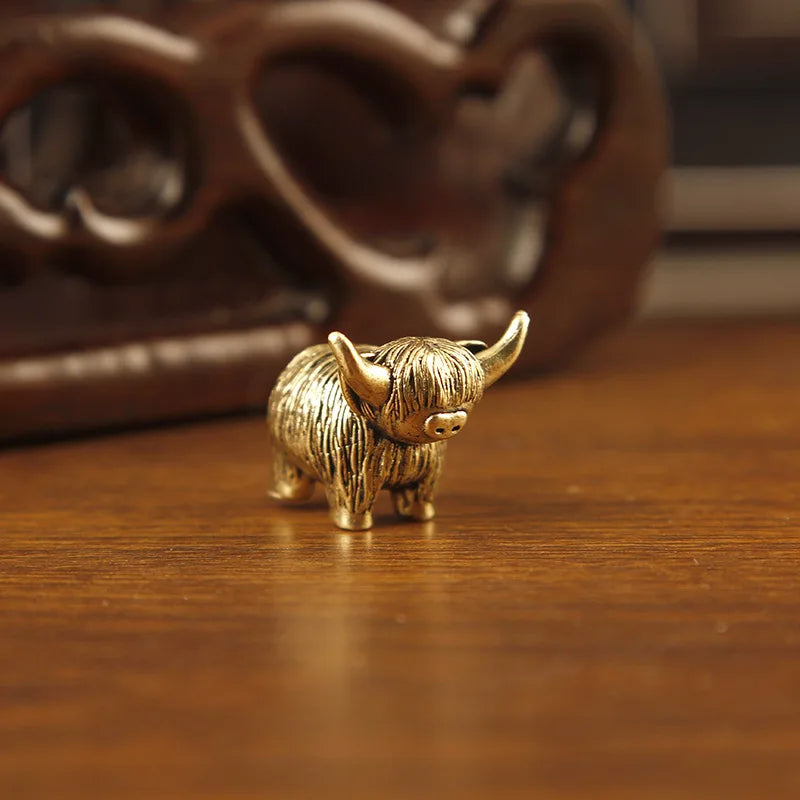 Highland Cow — Small Bronze Highland Cow