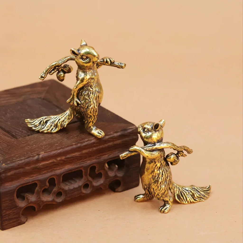 Brass squirrel duo tea pet ornament