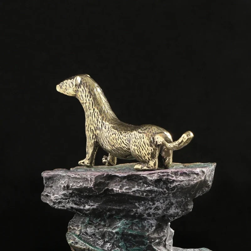 Weasel, Quick — Small Bronze Weasel