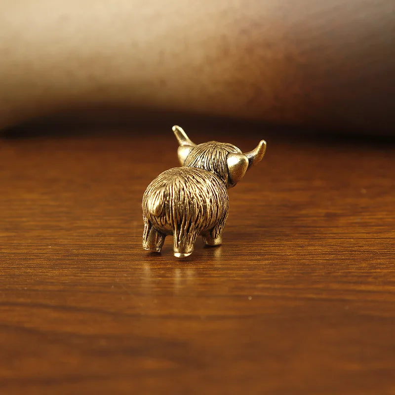 Highland Cow — Small Bronze Highland Cow